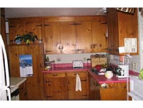 80 Park Street Proctor, VT 05765 - Photo 3 of 5 Gallery Image 3
