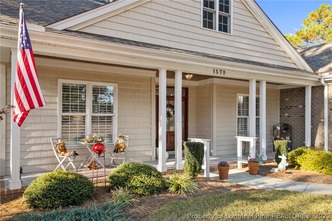 1570 Valley View Road Southern Pines, NC 28387 - Photo 3 of 44 a front view of a house