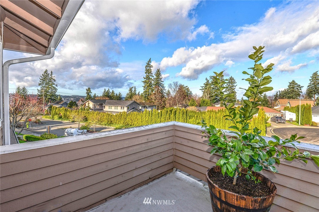 847 Goat Trail Loop Road Mukilteo, WA 98275 - Photo 21 of 40 Gallery Image 21