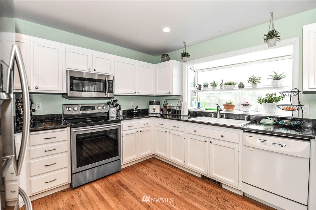847 Goat Trail Loop Road Mukilteo, WA 98275 - Photo 10 of 40 Gallery Image 10
