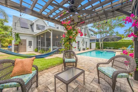 $1,400,000 | 852 35th Avenue North, St. Petersburg, FL 33704