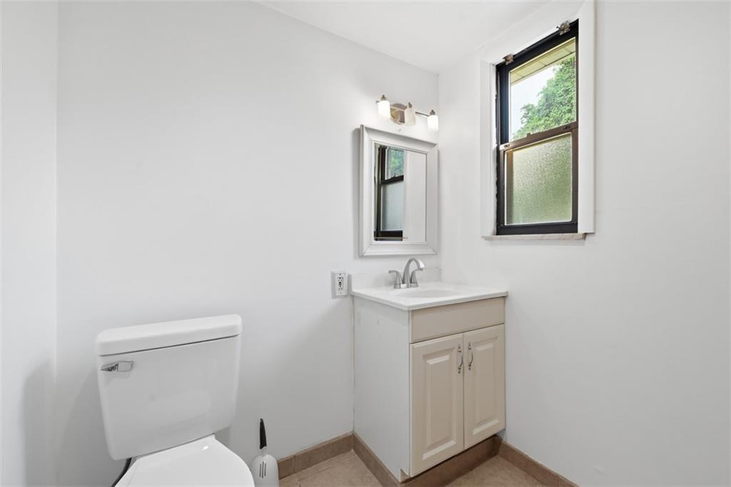 4930 Gardenville Road Pittsburgh, PA 15236 - Photo 23 of 47