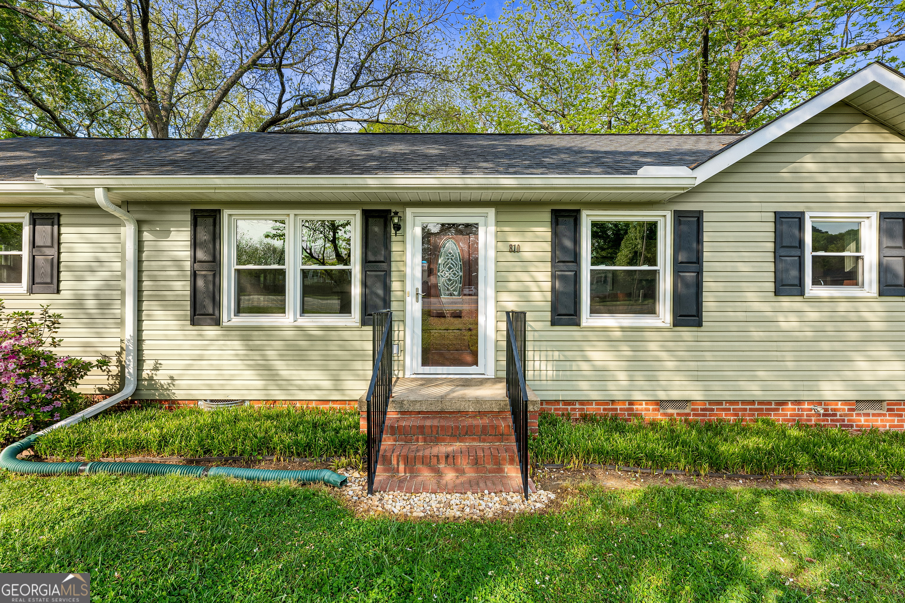 810 Benson Street Hartwell, GA 30643 - Photo 4 of 21