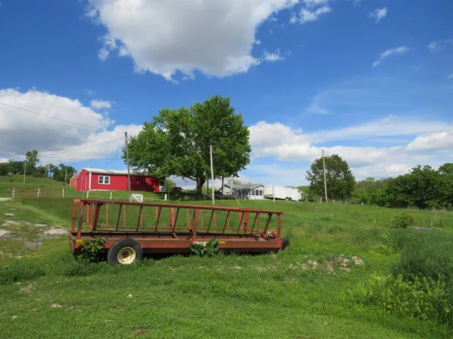 $499,000 | 1139 Highway 20, Elizabeth, IL 61028