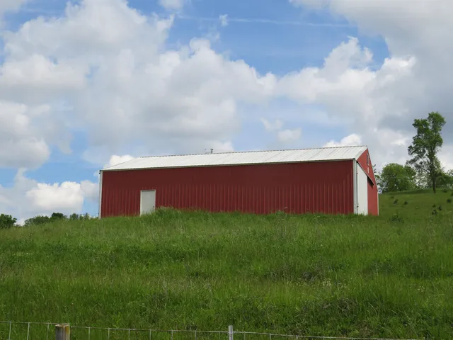 $499,000 | 1139 Highway 20, Elizabeth, IL 61028