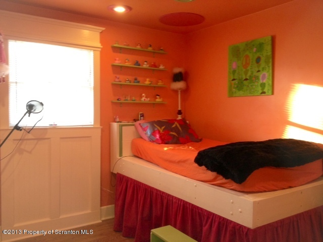 722 Cortez Road Lake Ariel, PA 18436 - Photo 8 of 15
