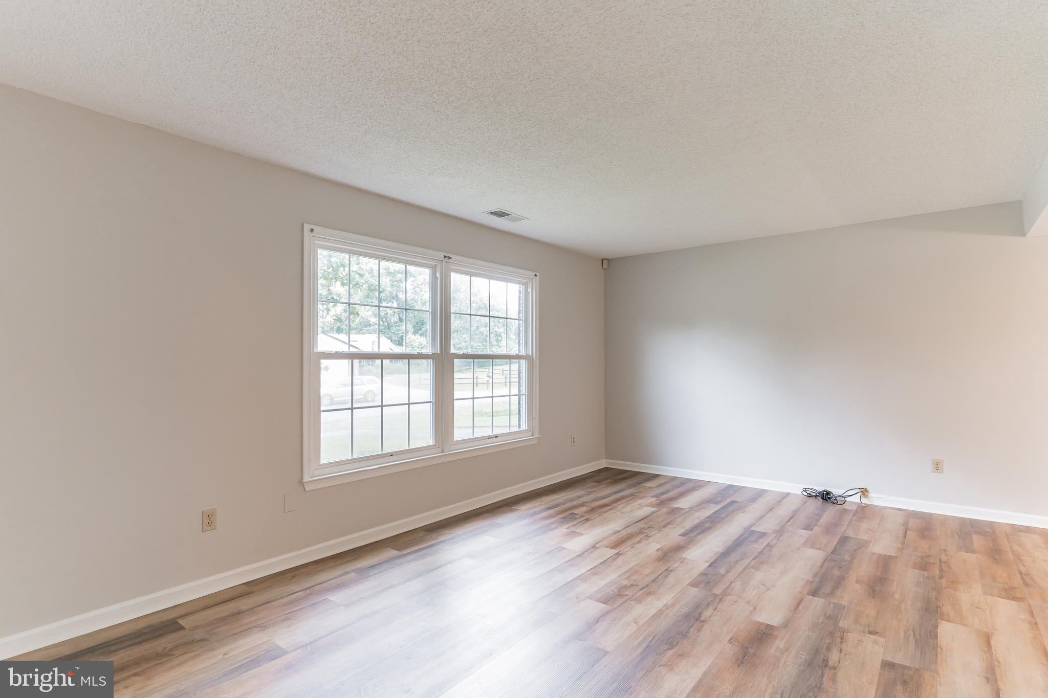 12037 Pierce Road Waldorf, MD 20601 - Photo 3 of 29 Gallery Image 3