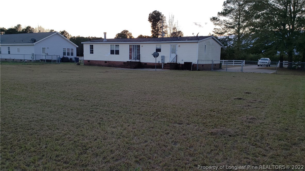 369 Everitt Road Parkton, NC 28371 - Photo 3 of 18 Gallery Image 3