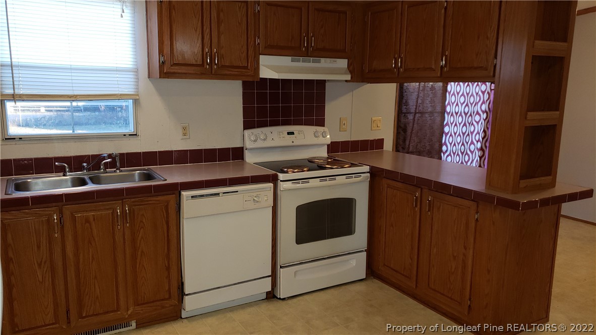 369 Everitt Road Parkton, NC 28371 - Photo 9 of 18 Gallery Image 9