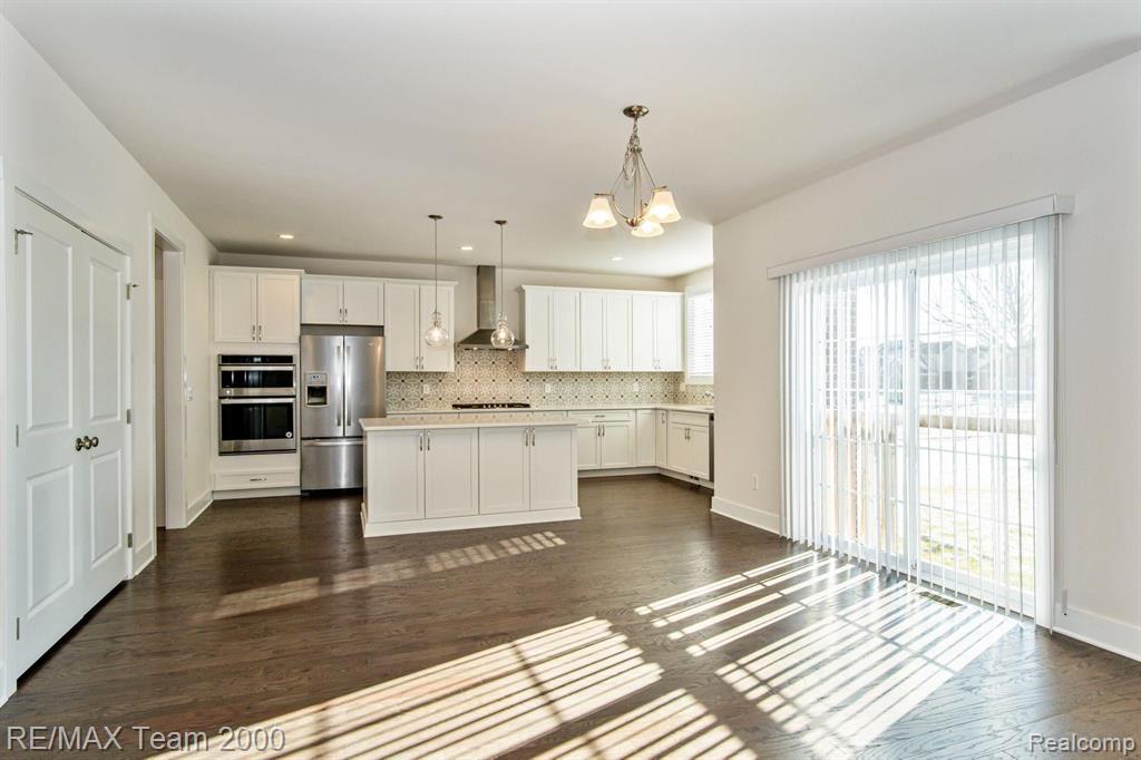 50625 Rockingham Drive Canton, MI 48188 - Photo 14 of 30