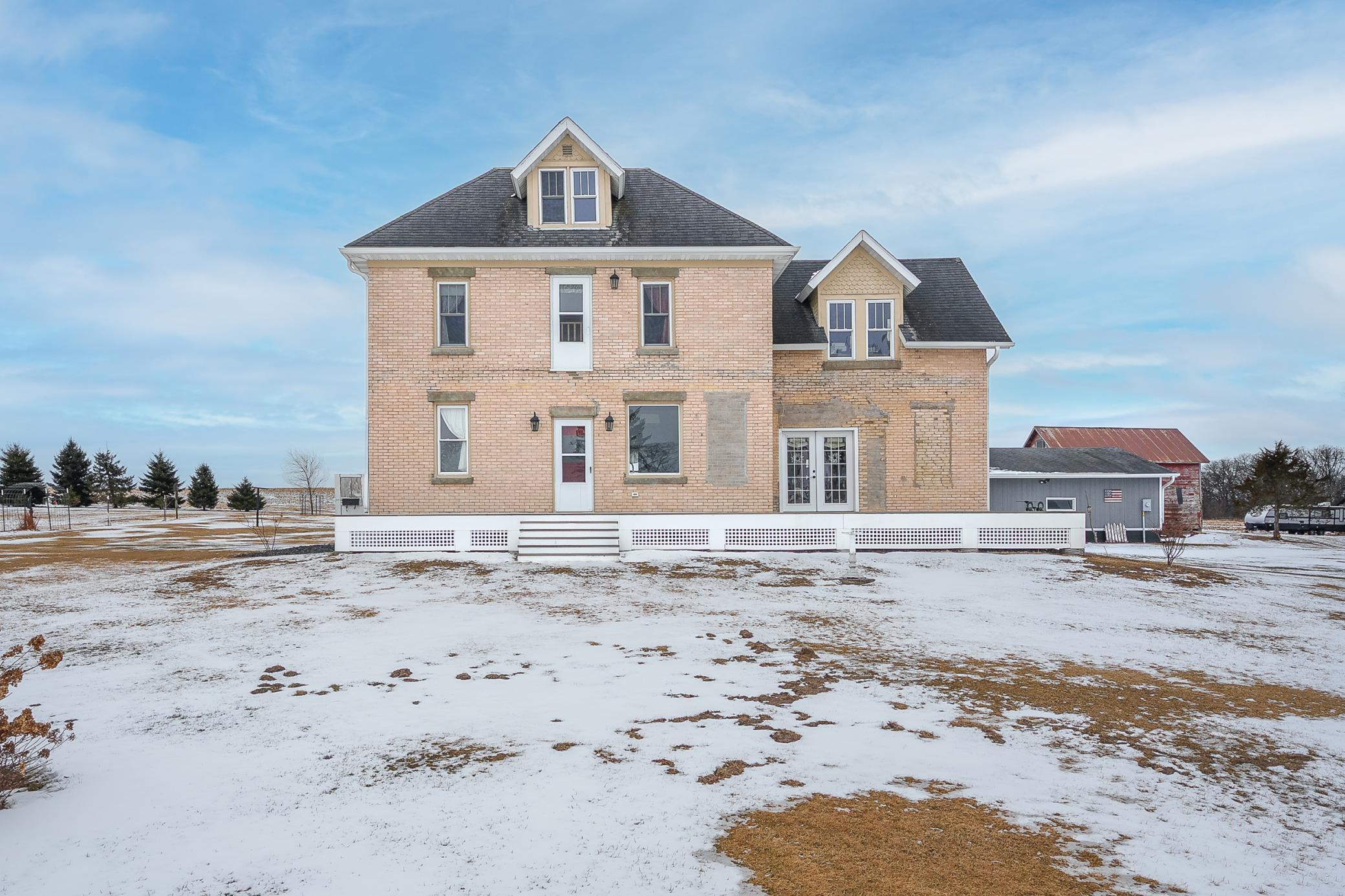 N41402 County Road East Whitehall, WI 54773 - Photo 3 of 58