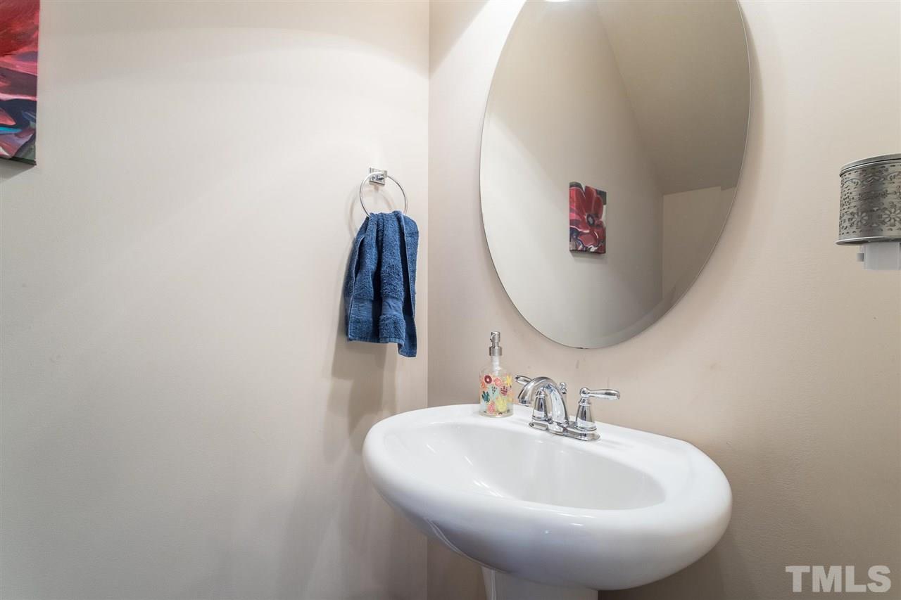406 Provincial Street Raleigh, NC 27603 - Photo 15 of 30 Gallery Image 15