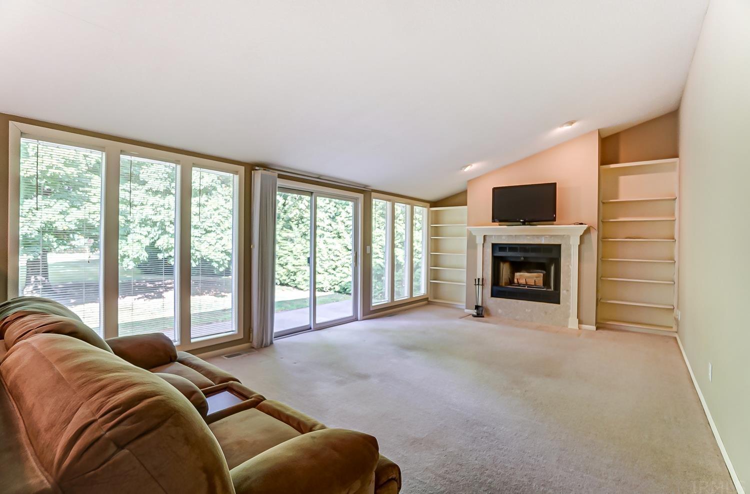 9960 Thiele Road Fort Wayne, IN 46819 - Photo 9 of 36 Gallery Image 9