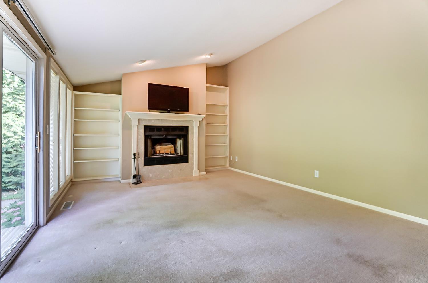 9960 Thiele Road Fort Wayne, IN 46819 - Photo 10 of 36 Gallery Image 10