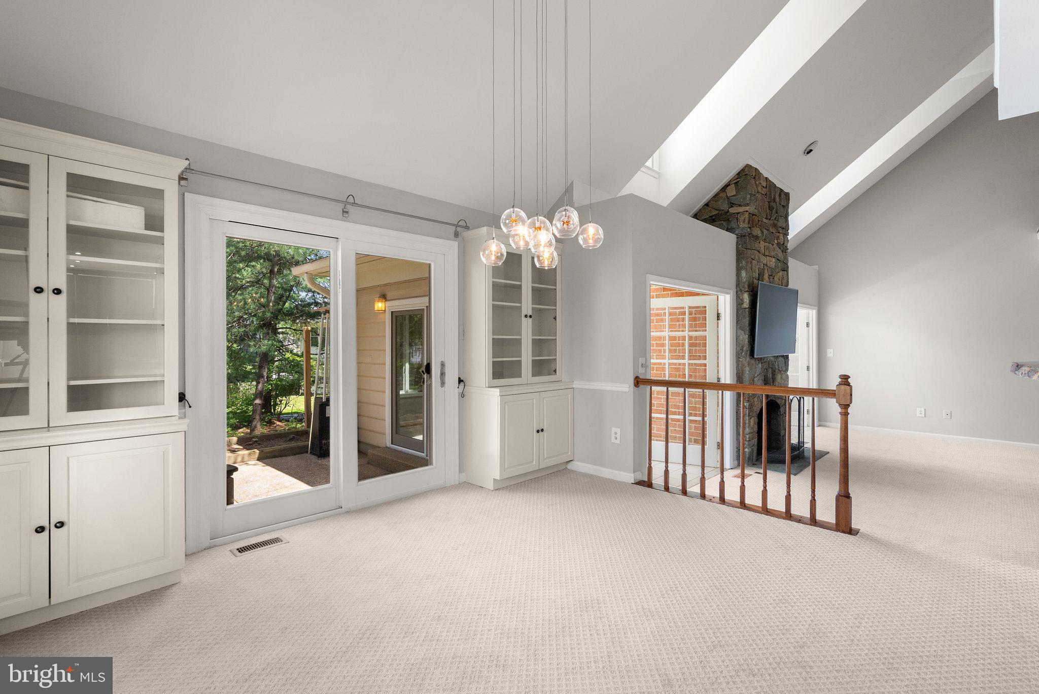 943 Willowleaf Way Potomac, MD 20854 - Photo 13 of 49