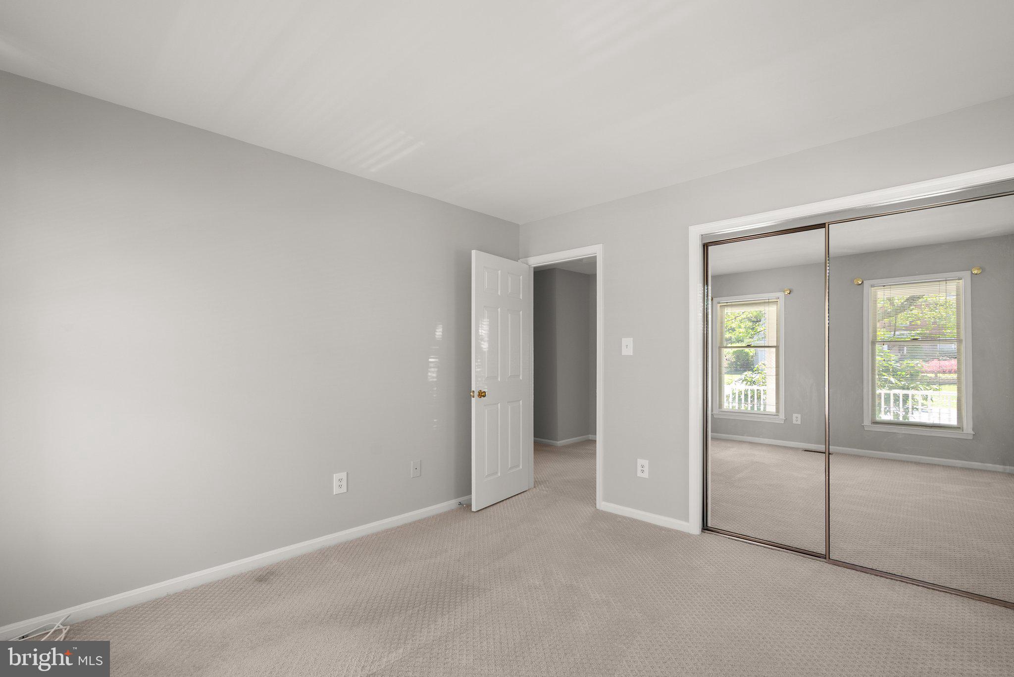 943 Willowleaf Way Potomac, MD 20854 - Photo 22 of 49 an empty room with windows