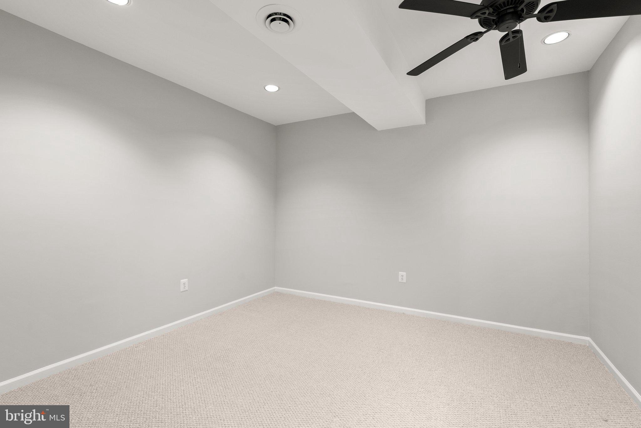 943 Willowleaf Way Potomac, MD 20854 - Photo 37 of 49 a view of an empty room