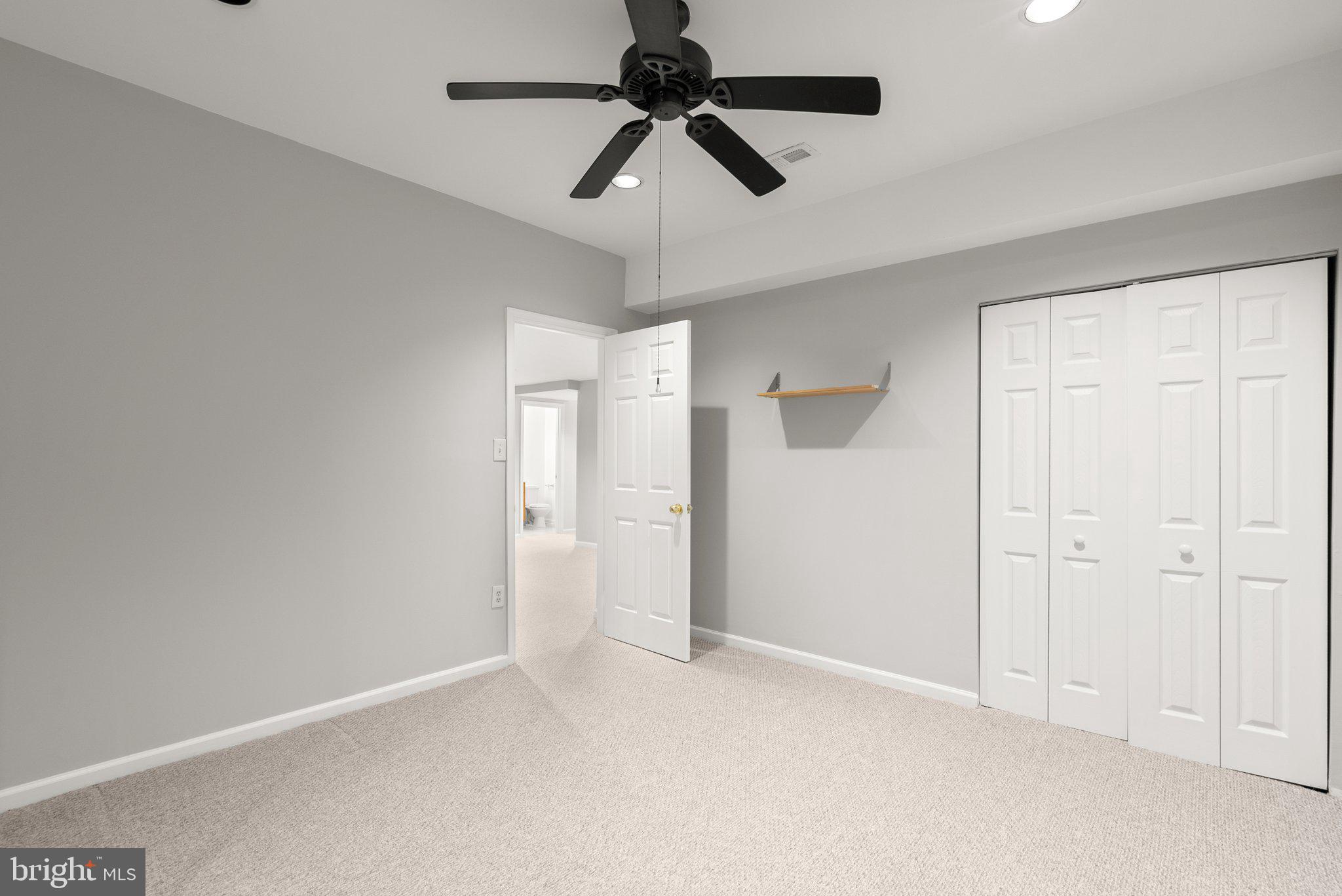 943 Willowleaf Way Potomac, MD 20854 - Photo 39 of 49 wooden floor in an empty room