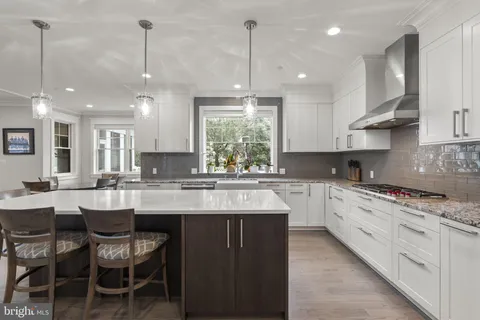 $2,150,000 | 6304 Wilmett Road, Bethesda, MD 20817