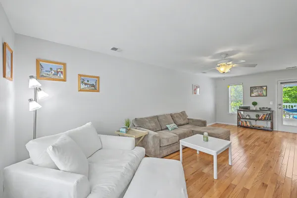 $749,900 | 1728 Alan Brooke Drive, Mount Pleasant, SC 29466