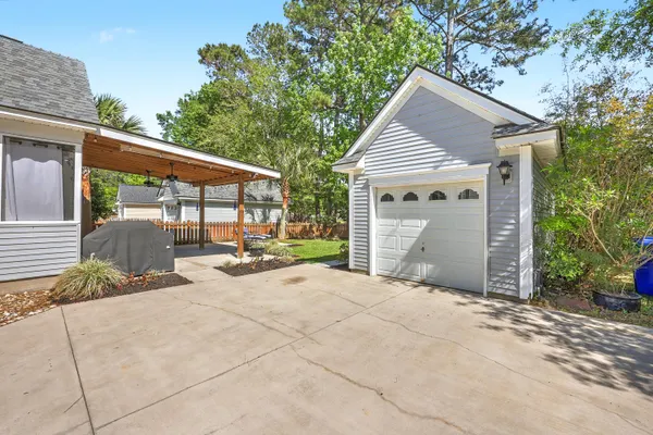 $749,900 | 1728 Alan Brooke Drive, Mount Pleasant, SC 29466
