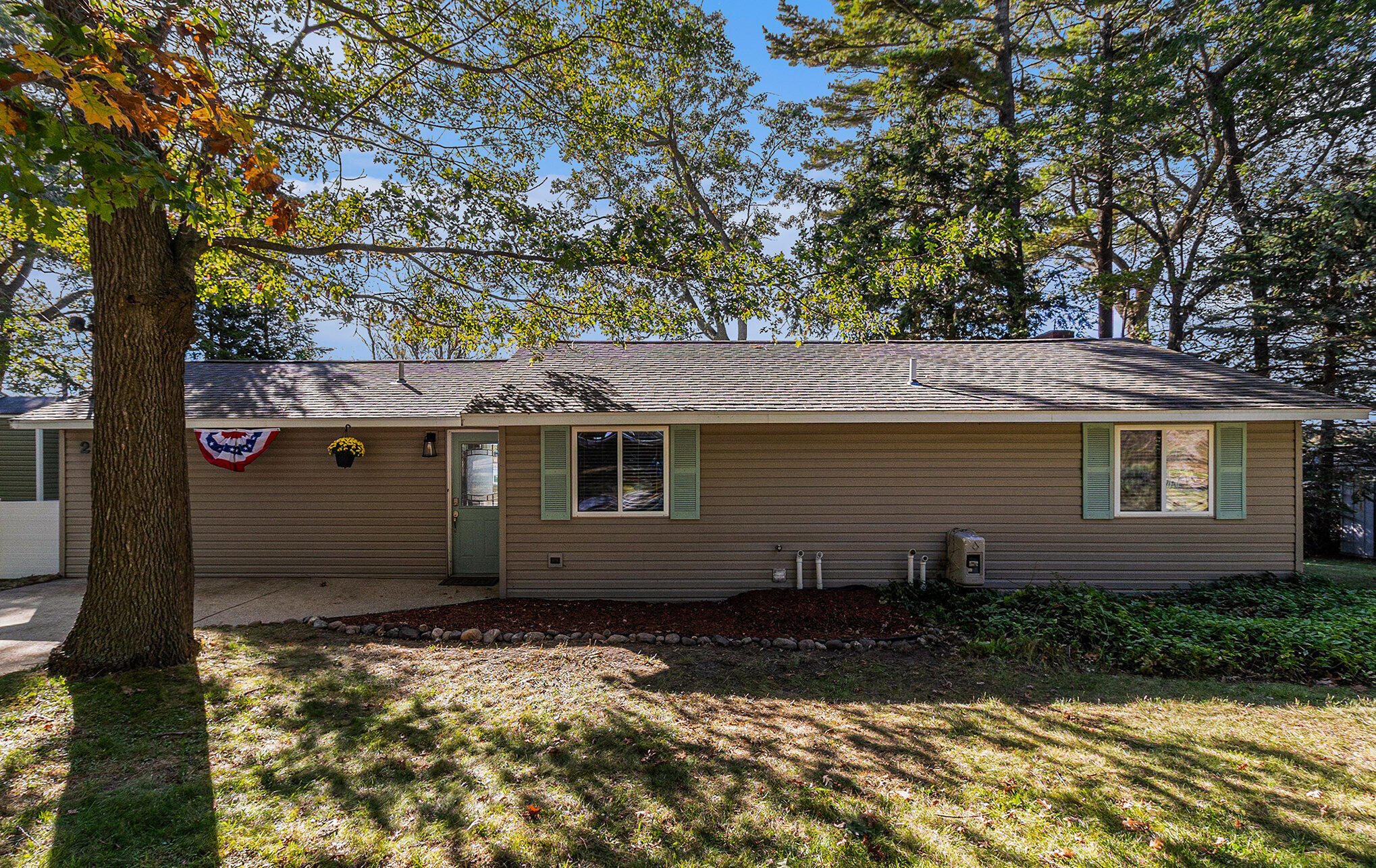 289 McNitt Road Manistee, MI 49660 - Photo 26 of 32 026_5r6a0531_499