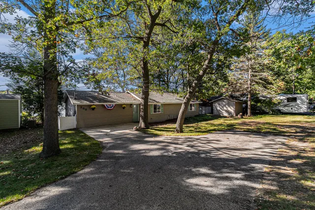 $325,000 | 289 McNitt Road, Manistee, MI 49660