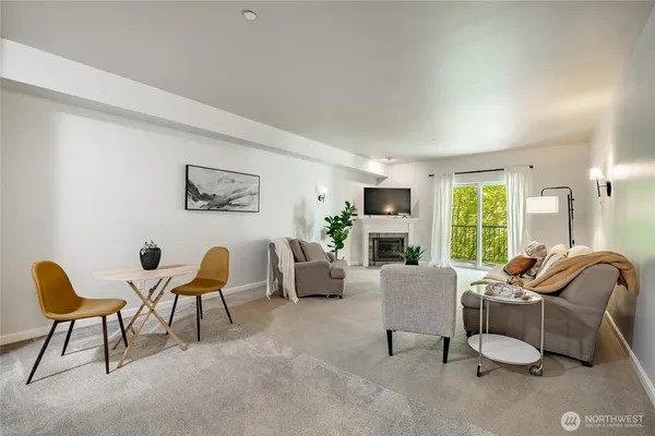 $450,000 | 15000 Juanita Drive Northeast, Unit 307, Kenmore, WA 98028
