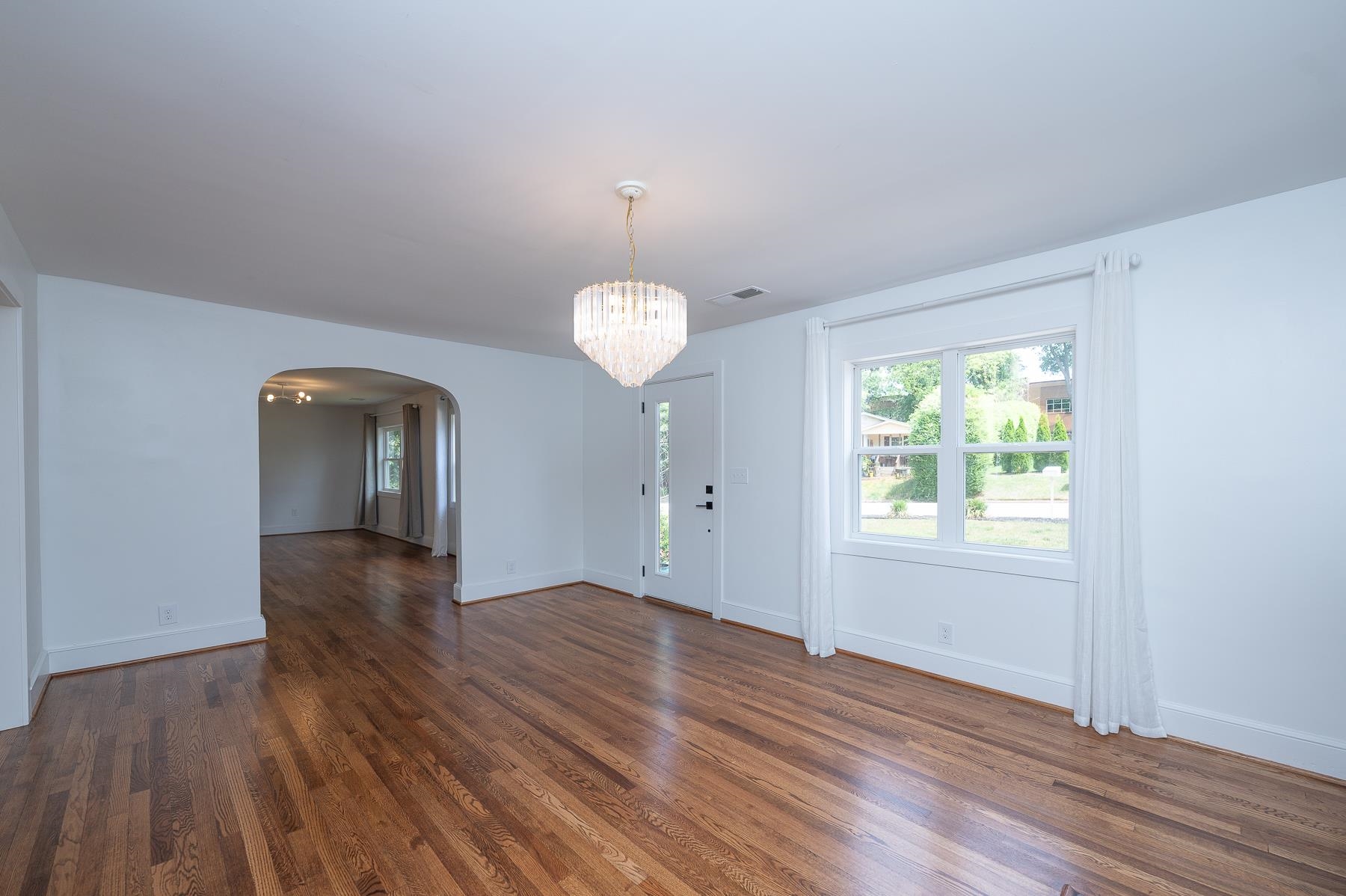 46 Briarcliff Drive Greenville, SC 29607 - Photo 6 of 39
