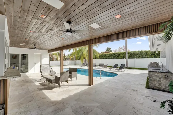 $8,700 | 3681 North 54th Avenue, Hollywood, FL 33021