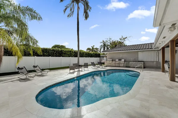 $8,700 | 3681 North 54th Avenue, Hollywood, FL 33021