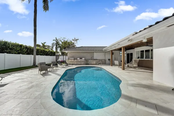 $8,700 | 3681 North 54th Avenue, Hollywood, FL 33021