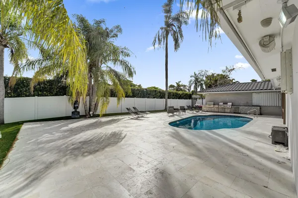 $8,700 | 3681 North 54th Avenue, Hollywood, FL 33021