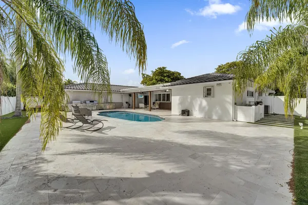 $8,700 | 3681 North 54th Avenue, Hollywood, FL 33021