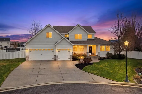 $1,029,900 | 17405 East Morningside Lane, Greenacres, WA 99016