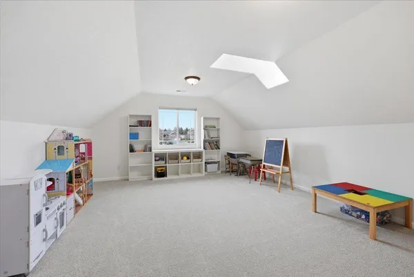 $1,029,900 | 17405 East Morningside Lane, Greenacres, WA 99016