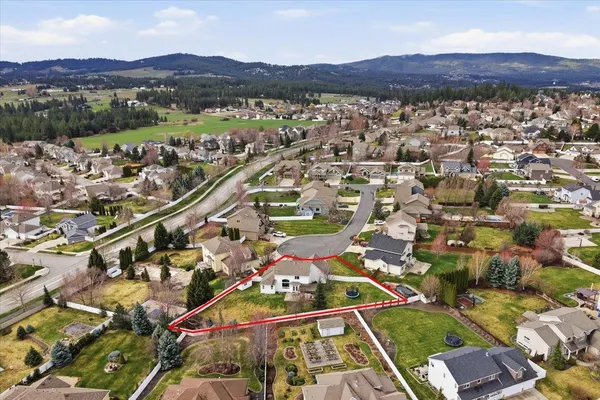 $1,029,900 | 17405 East Morningside Lane, Greenacres, WA 99016