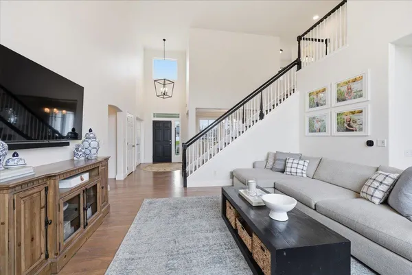 $1,029,900 | 17405 East Morningside Lane, Greenacres, WA 99016