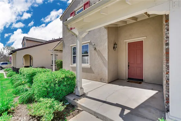 $739,990 | 34440 Fawn Ridge Place, Yucaipa, CA 92399