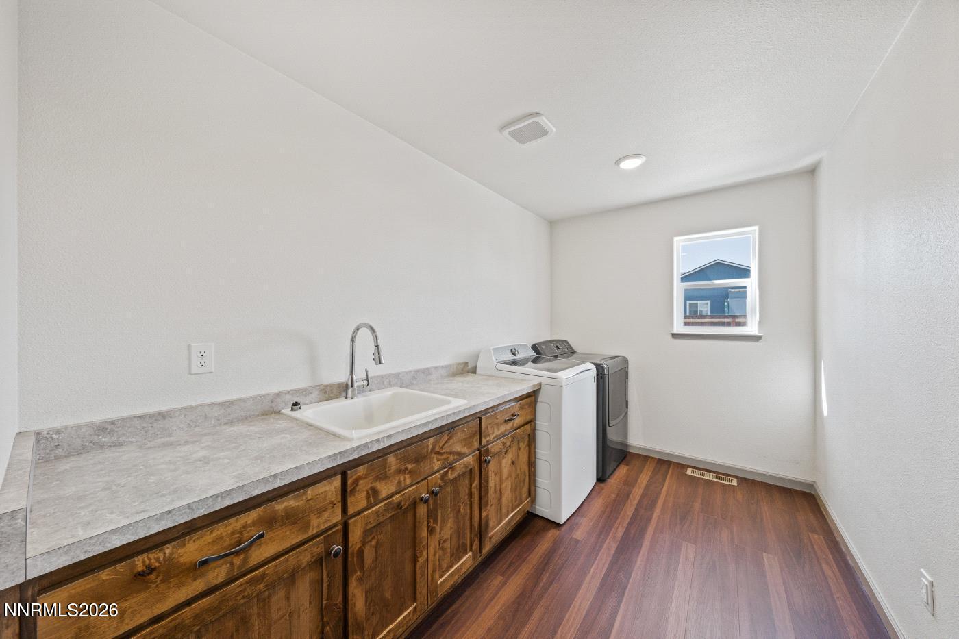 1333 Sky Ridge Drive Fallon, NV 89406 - Photo 23 of 34 58. A7V01020