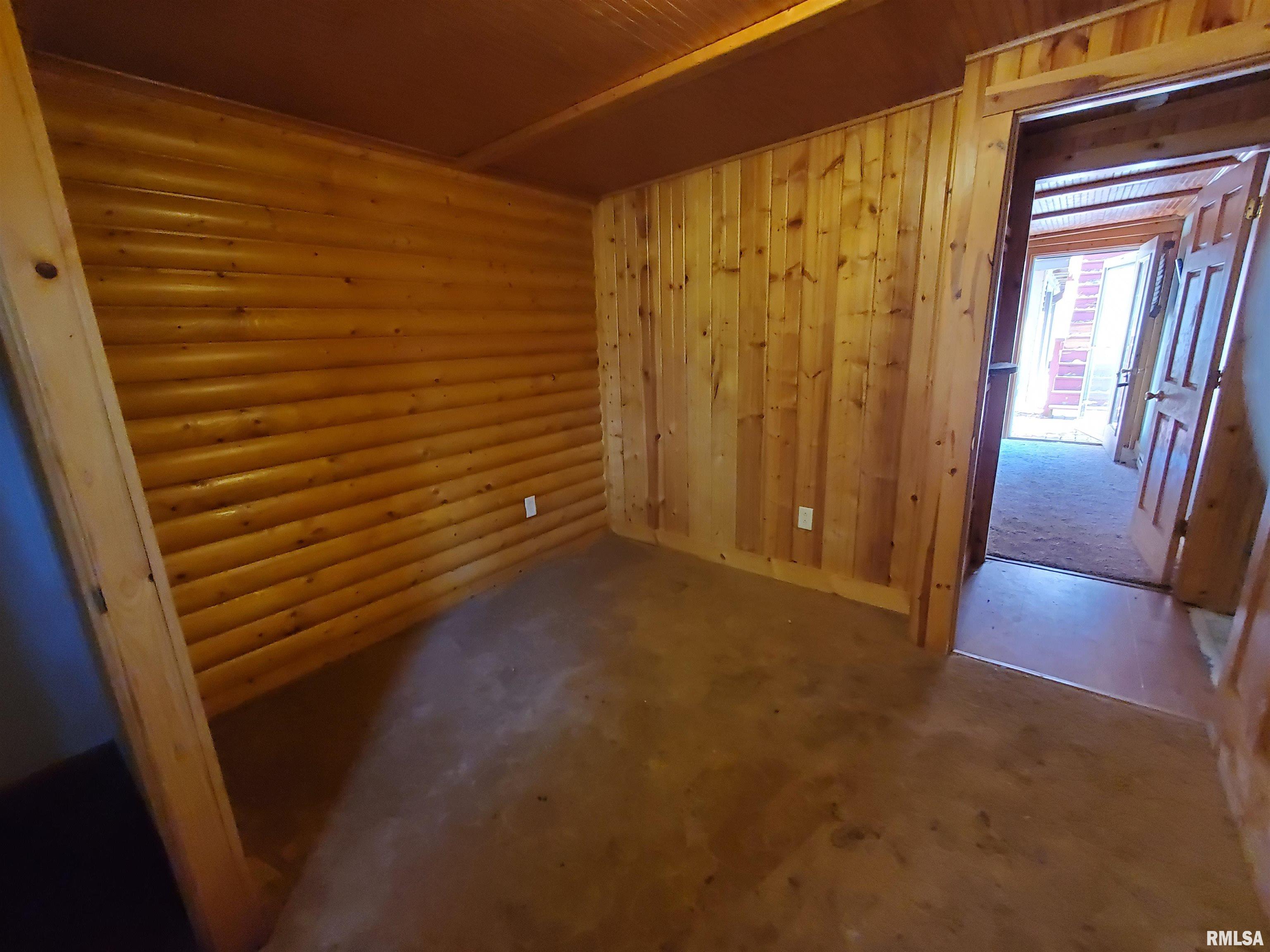 8096 Hazel Road Morrison, IL 61270 - Photo 8 of 12