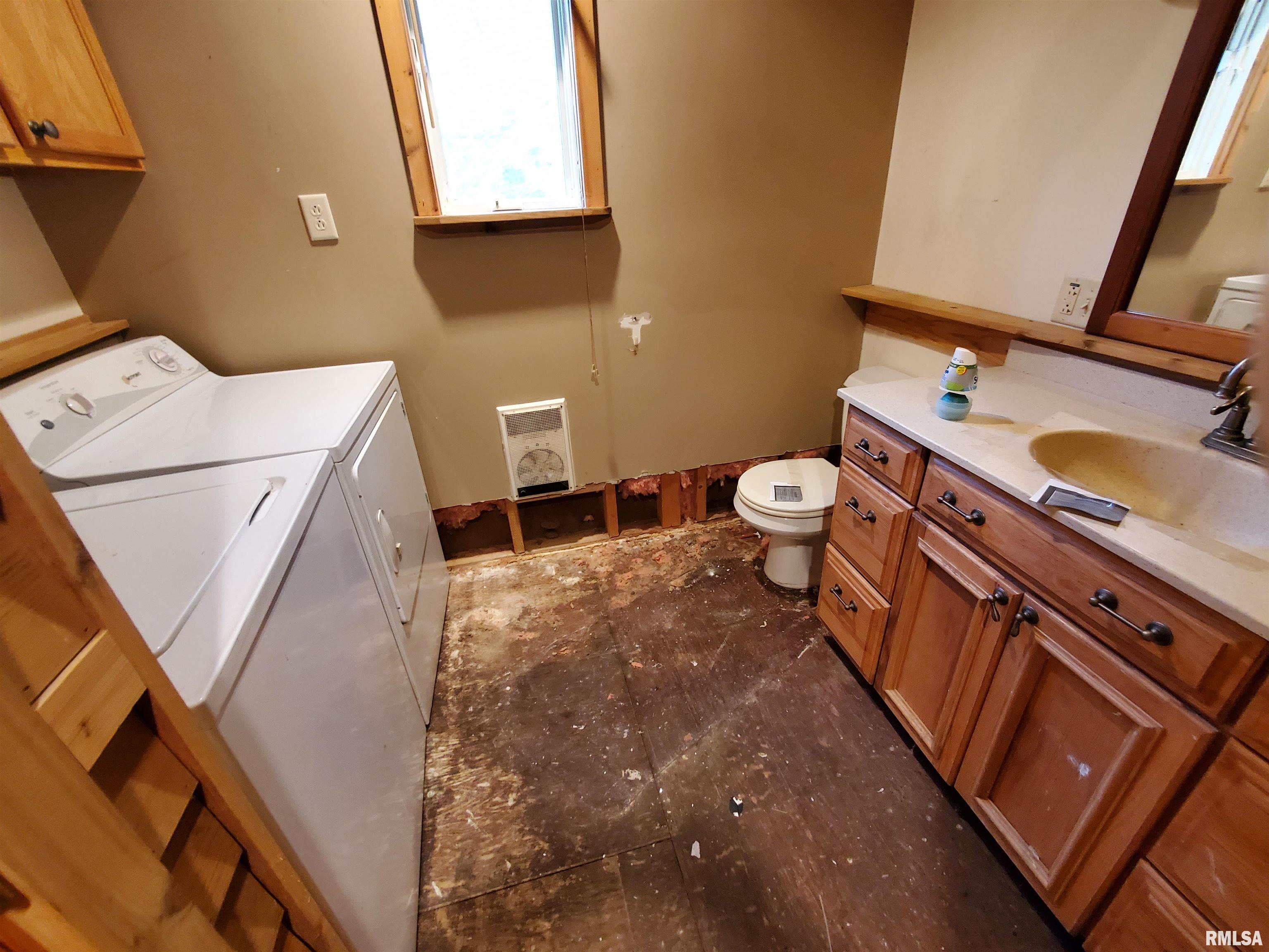 8096 Hazel Road Morrison, IL 61270 - Photo 9 of 12