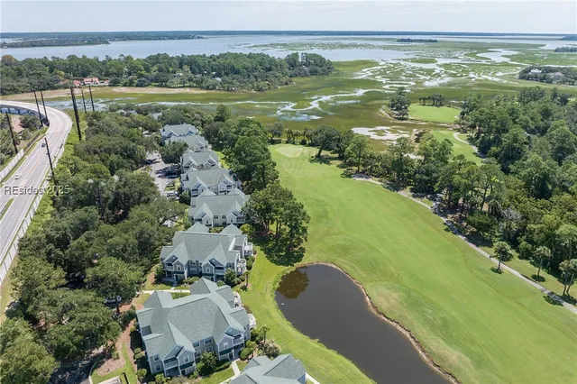 $300,000 | 22 Old S Court, Unit 22F, Bluffton, SC 29910