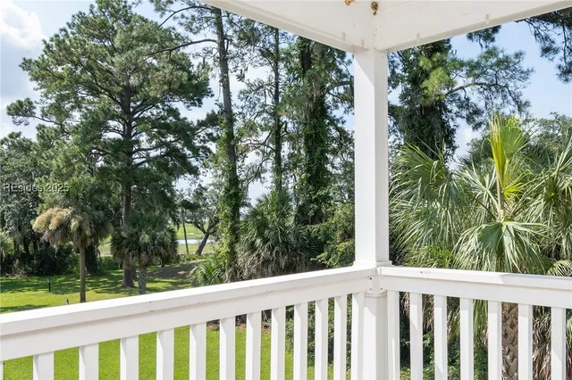 $295,000 | 22 Old S Court, Unit 22F, Bluffton, SC 29910