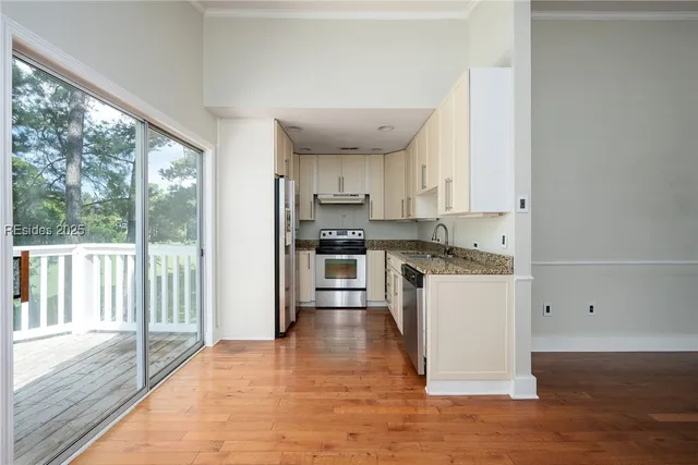 $295,000 | 22 Old S Court, Unit 22F, Bluffton, SC 29910