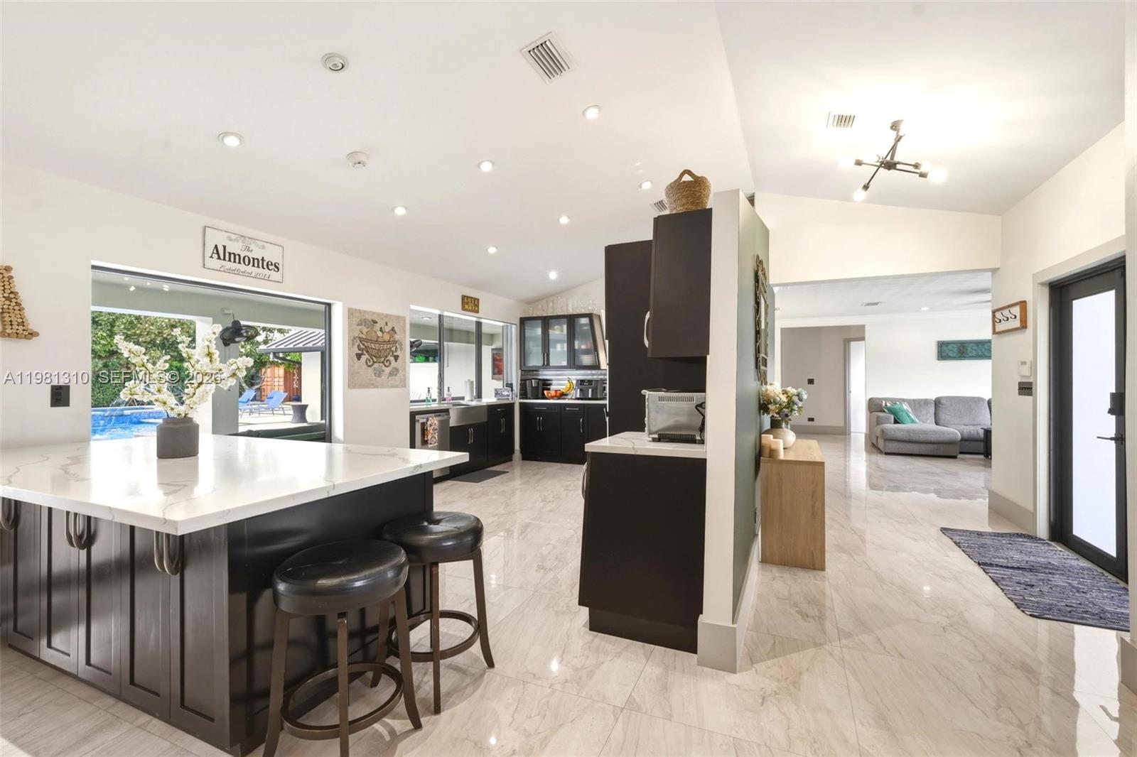 23140 Southwest 187th Avenue Miami, FL 33170 - Photo 12 of 60