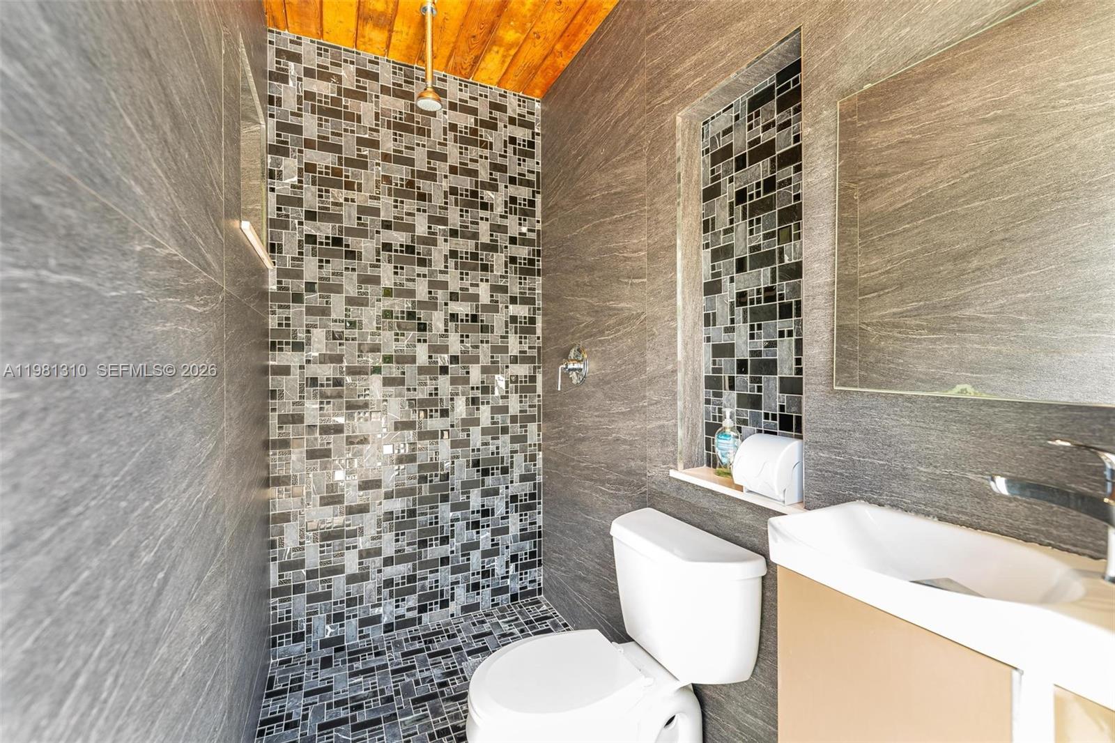 23140 Southwest 187th Avenue Miami, FL 33170 - Photo 33 of 60