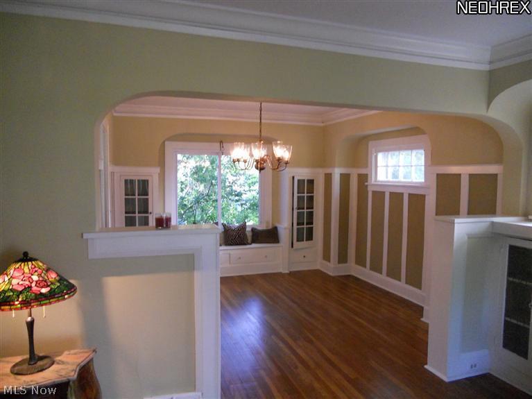 3358 Altamont Road Cleveland, OH 44118 - Photo 5 of 20