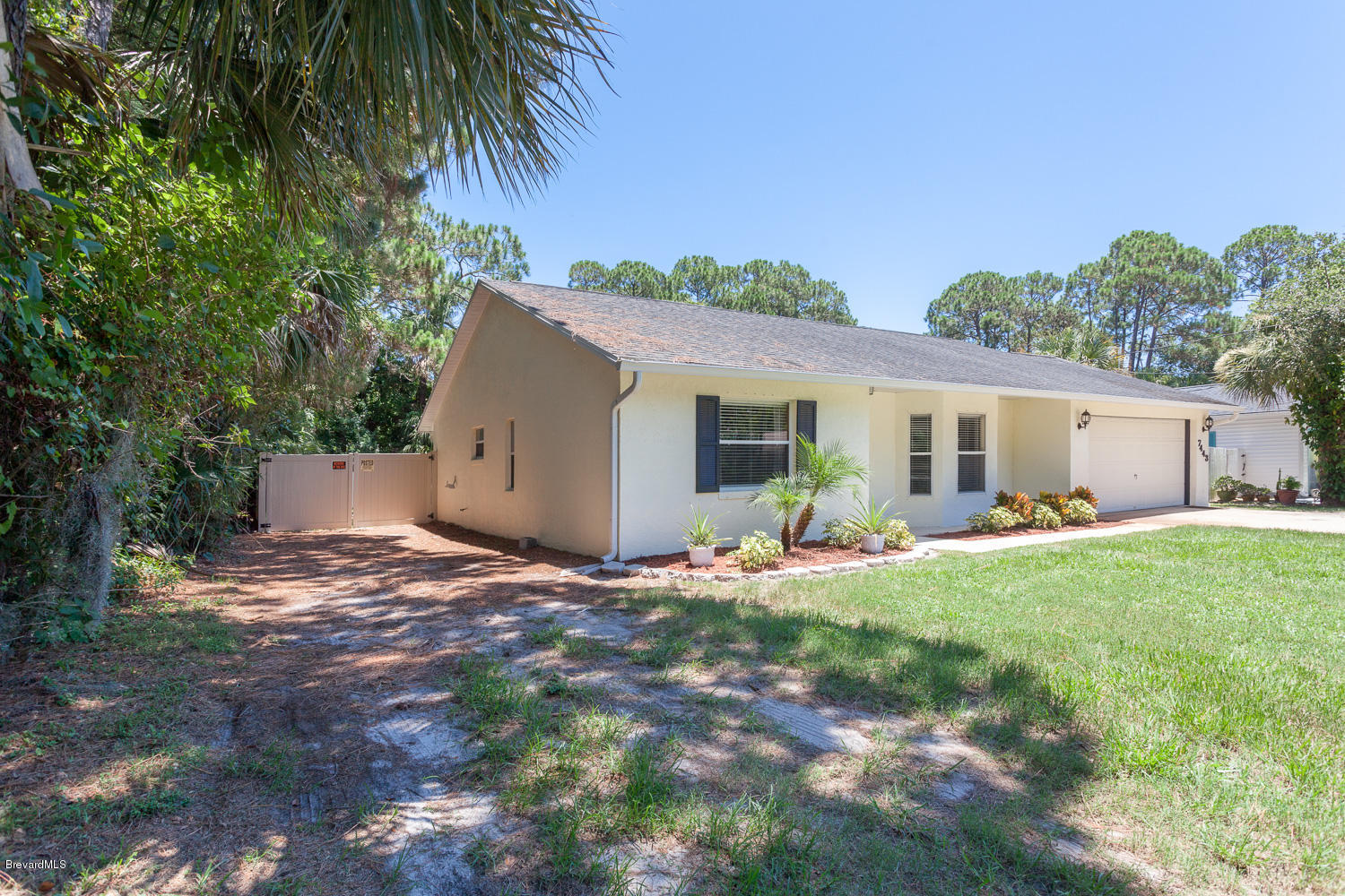 7443 Ester Road Cocoa, FL 32927 - Photo 2 of 16 7443 Eyster Rd-25