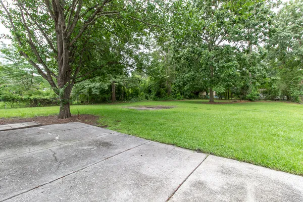 $1,835 | 212 Farmhill Drive, Summerville, SC 29483